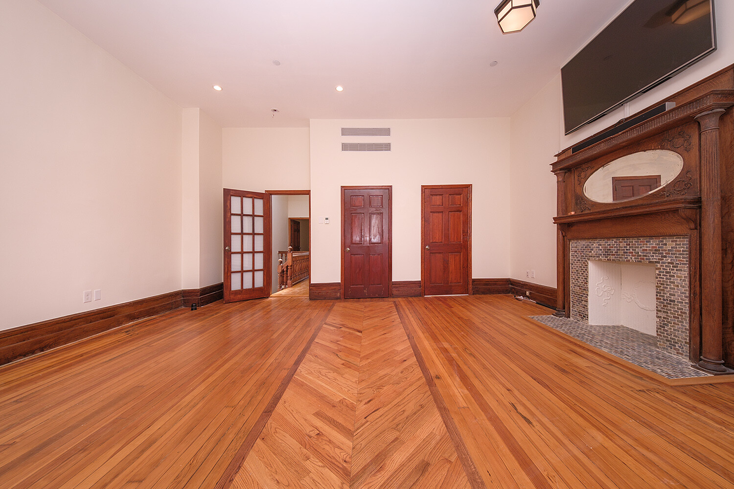 116 W 118TH Street