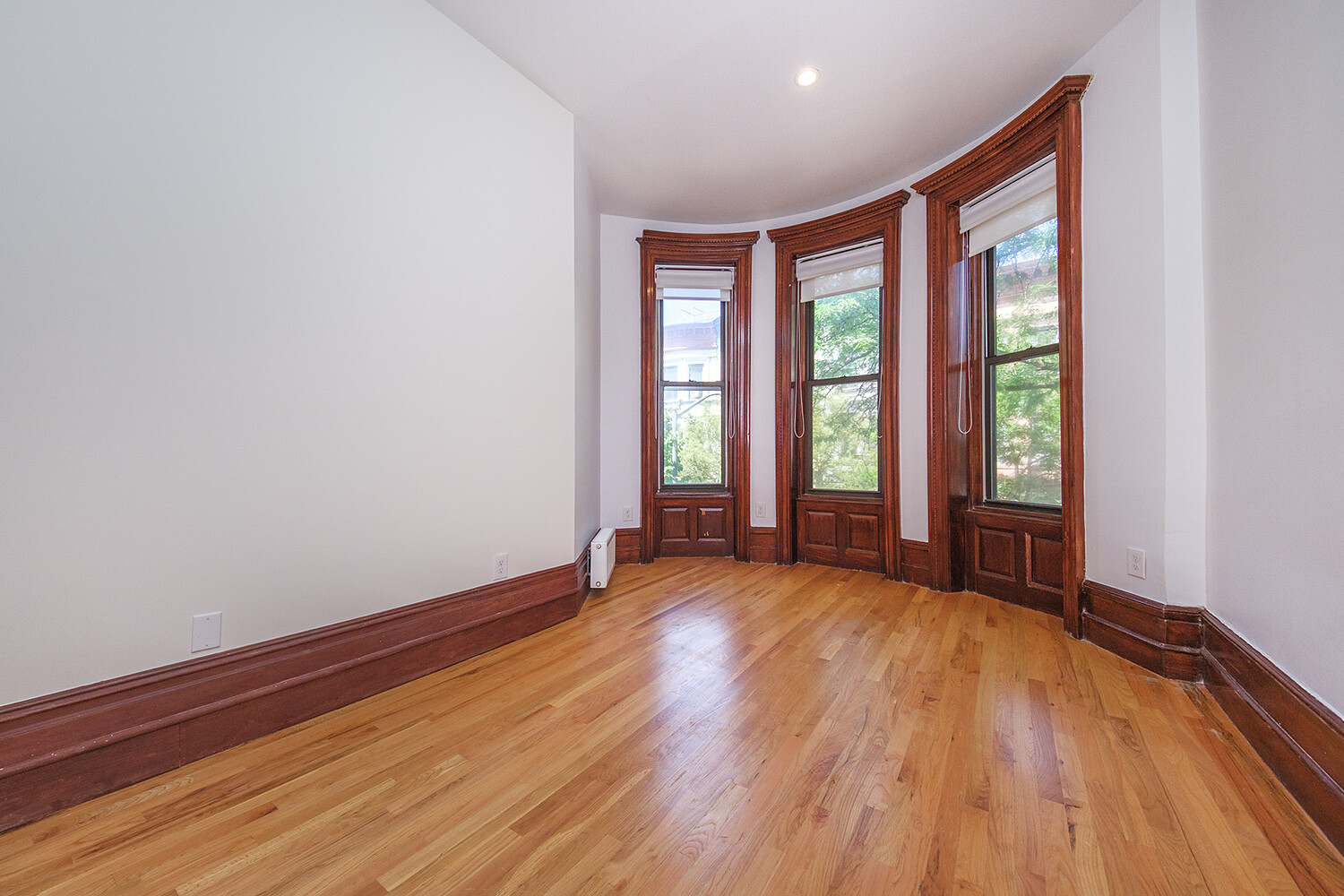 116 W 118TH Street
