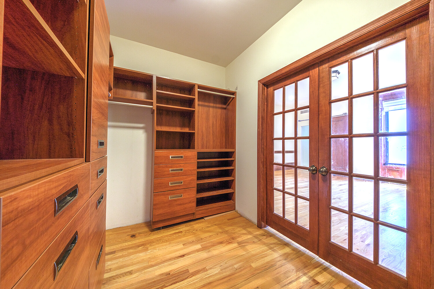 116 W 118TH Street