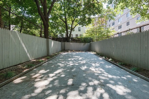 168 W 130TH Street