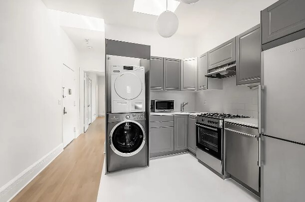 168 W 130TH Street