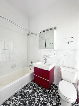 168 W 130TH Street