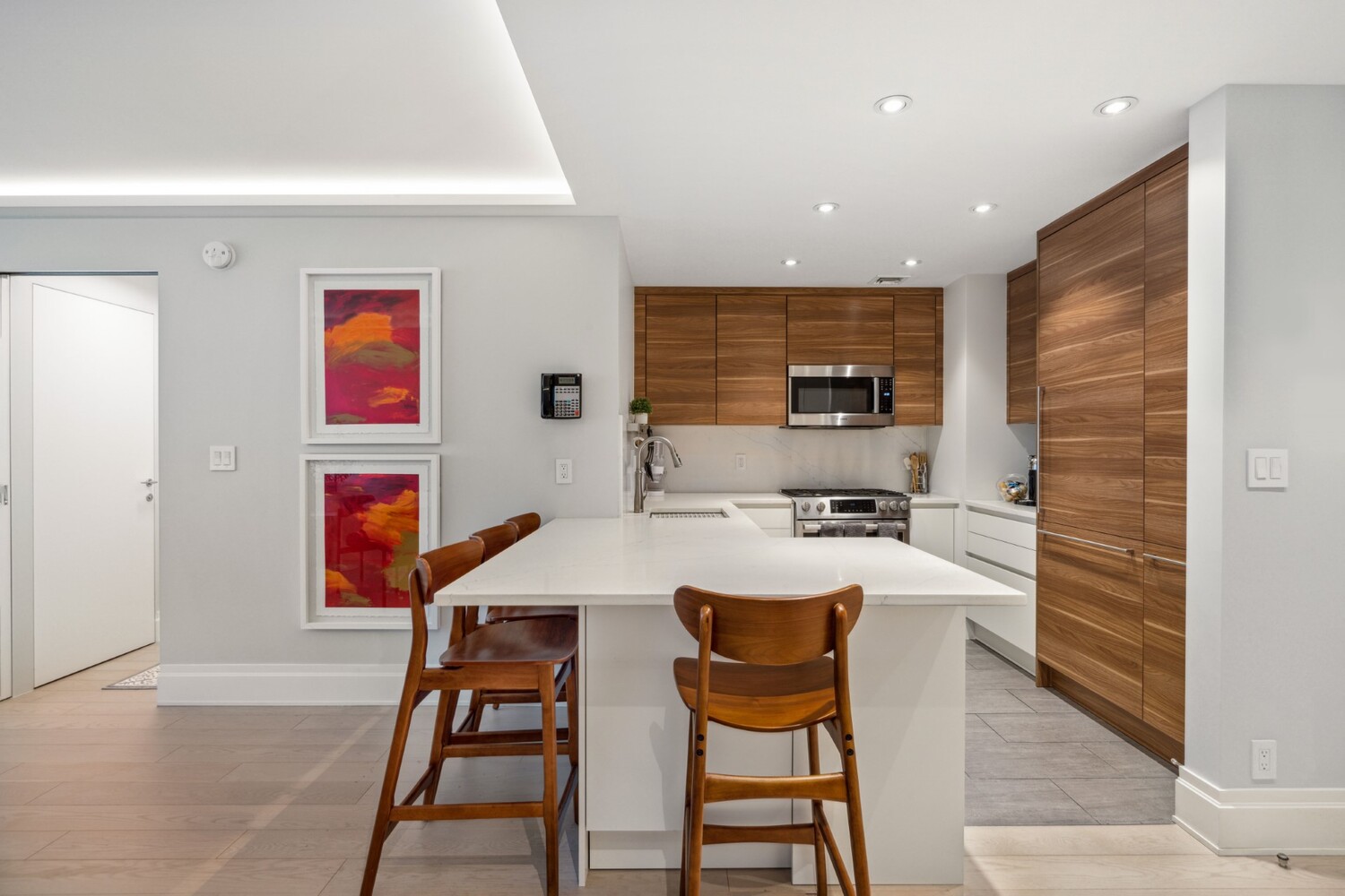 117 E 57TH Street 24E