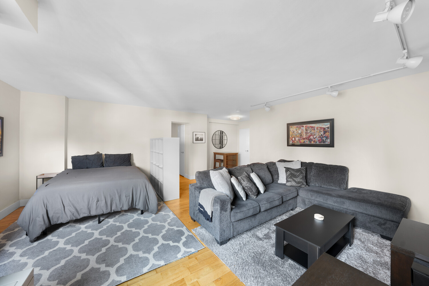 101 W 12TH Street 9Z