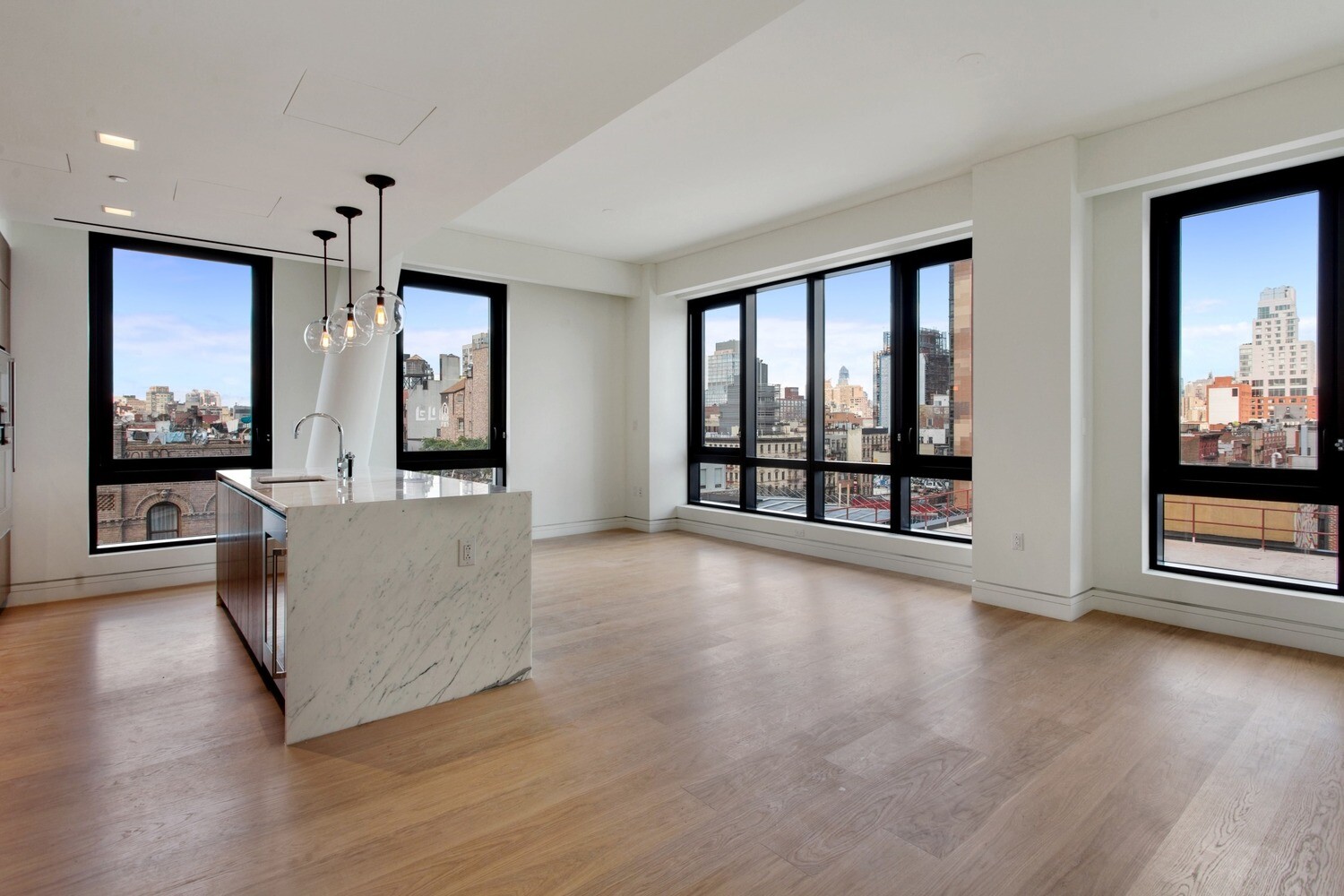 242 BROOME Street 7D