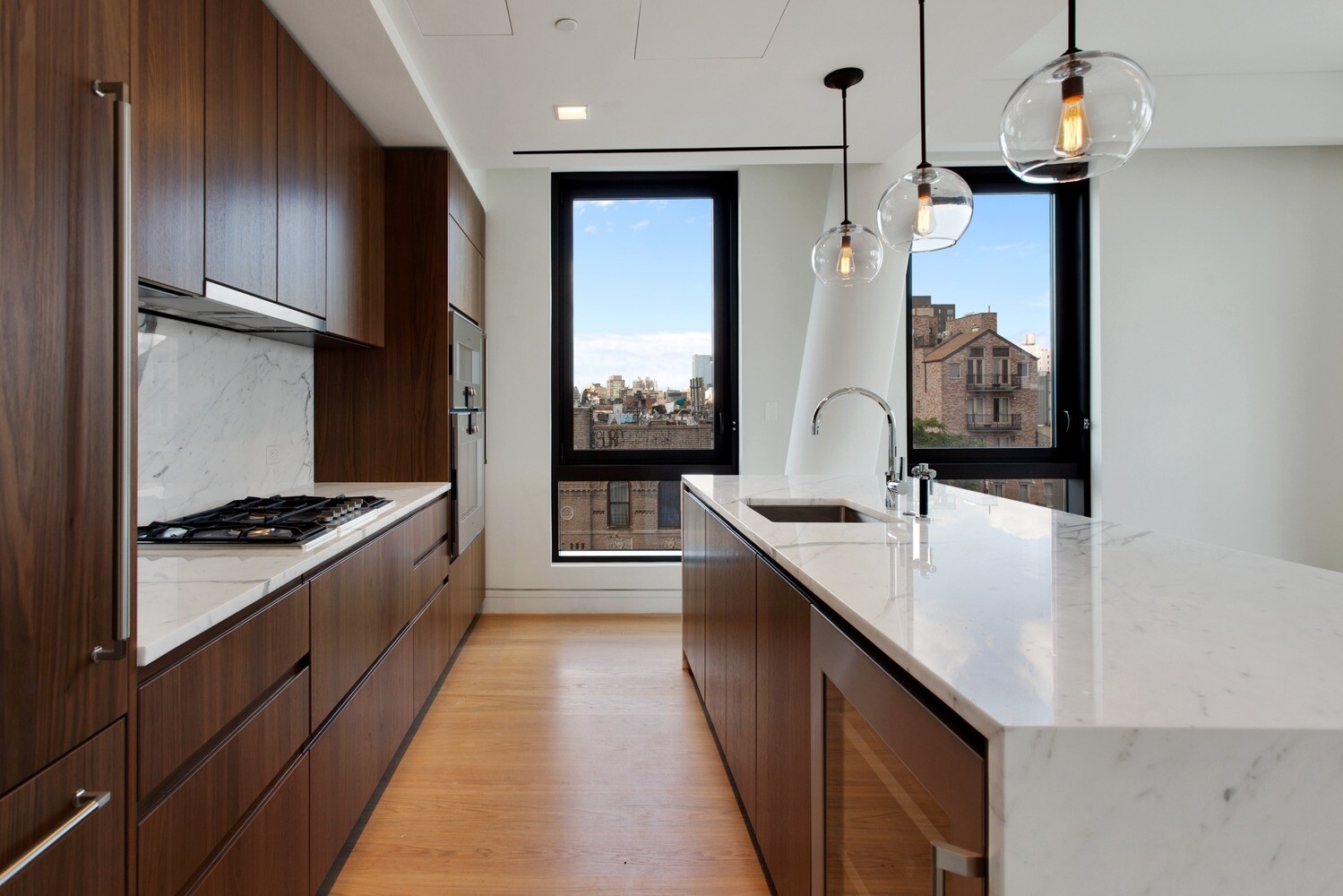 242 BROOME Street 7D