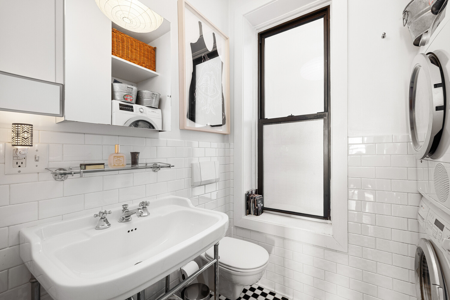 344 W 11TH Street 4W