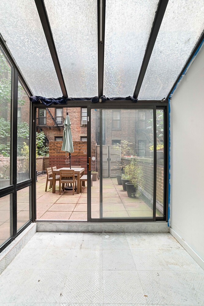 225 E 86TH Street 204