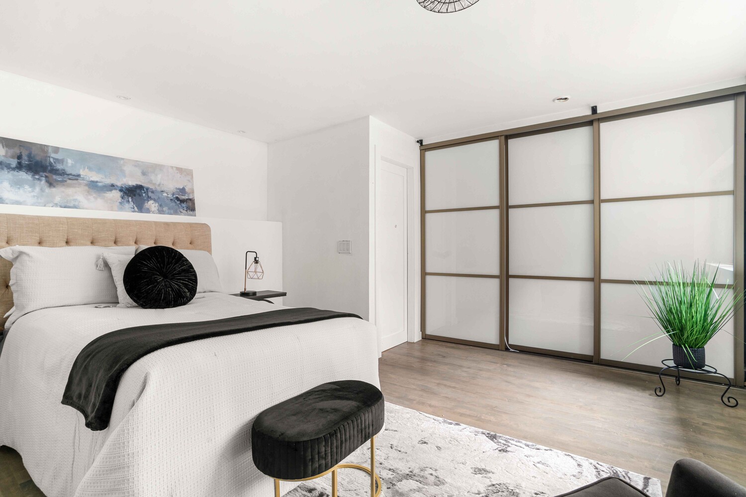 225 E 86TH Street 204