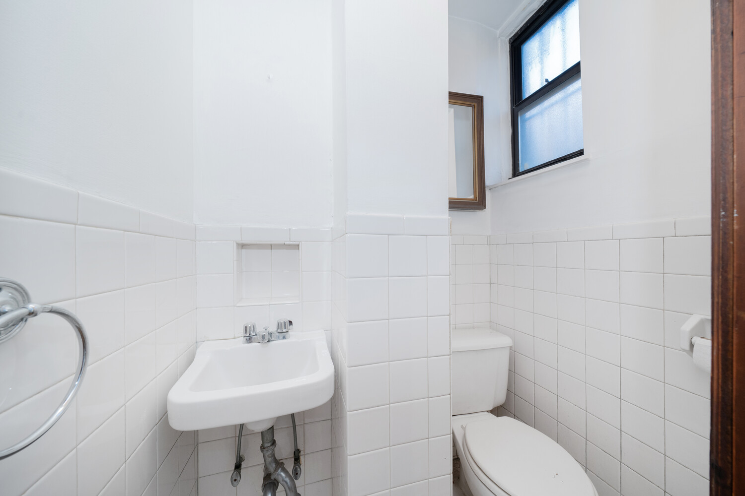 233 E 88TH Street 3E