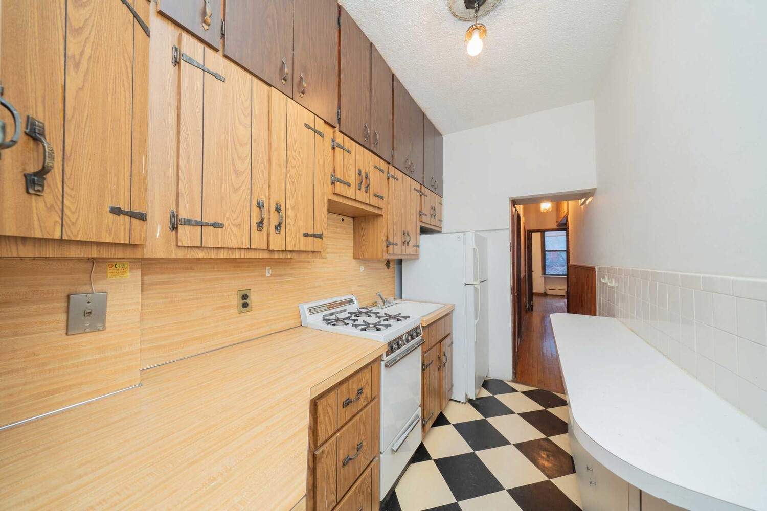 233 E 88TH Street 3E