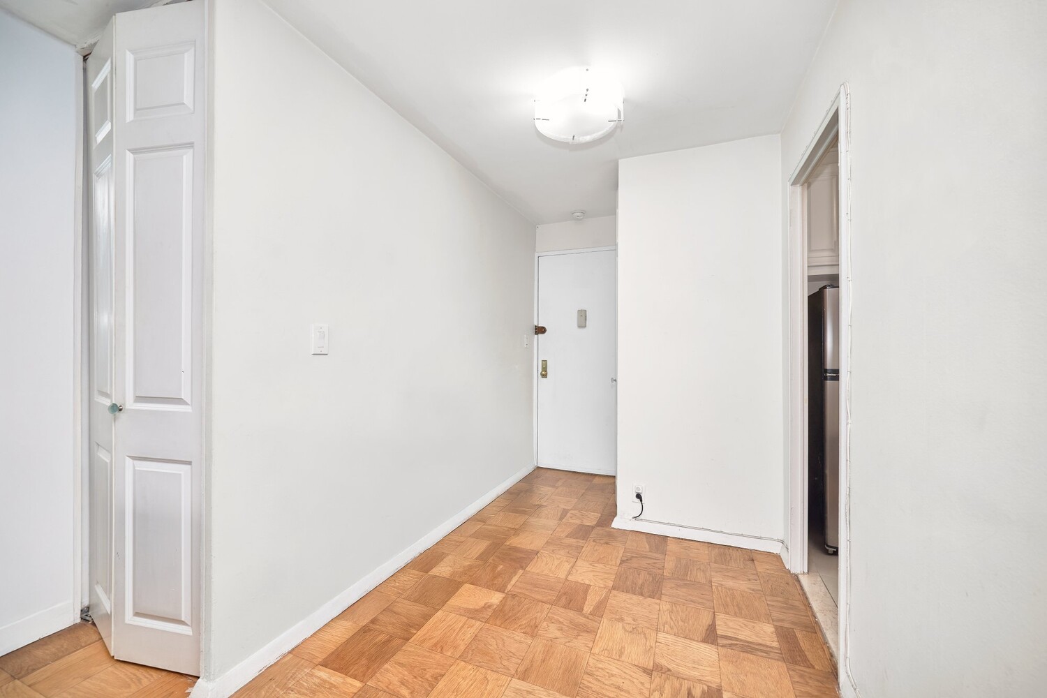 220 E 57TH Street 14J