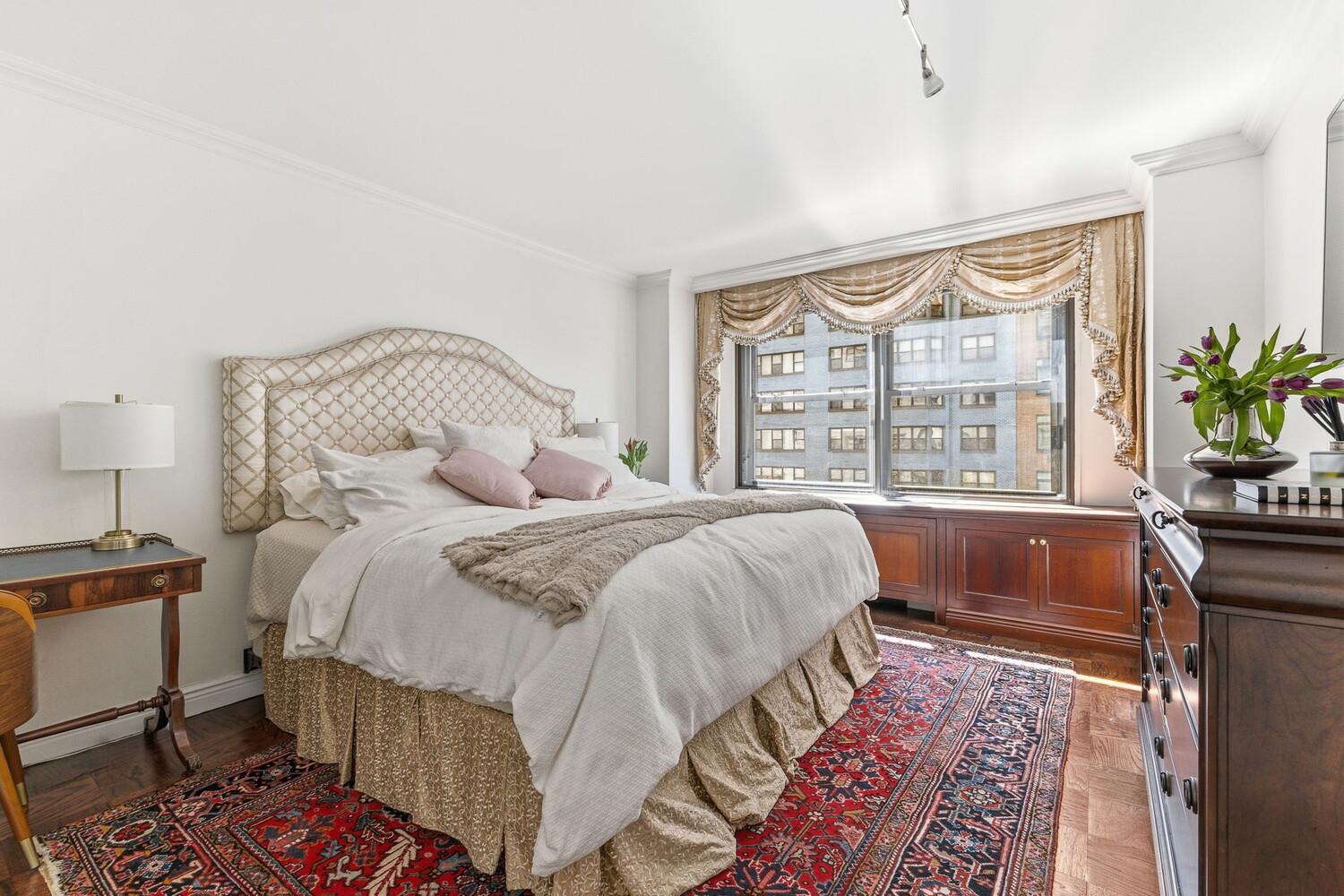 225 E 57TH Street 5G