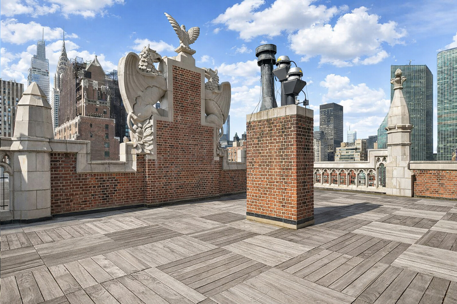 25 TUDOR CITY Place 1316