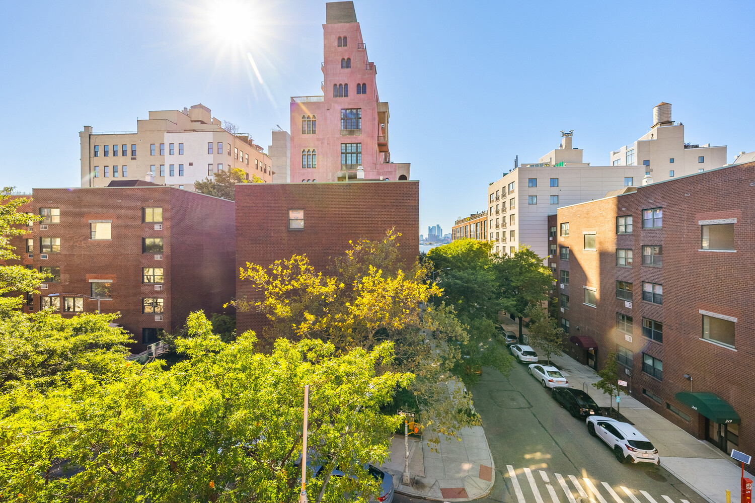 344 W 11TH Street 4W