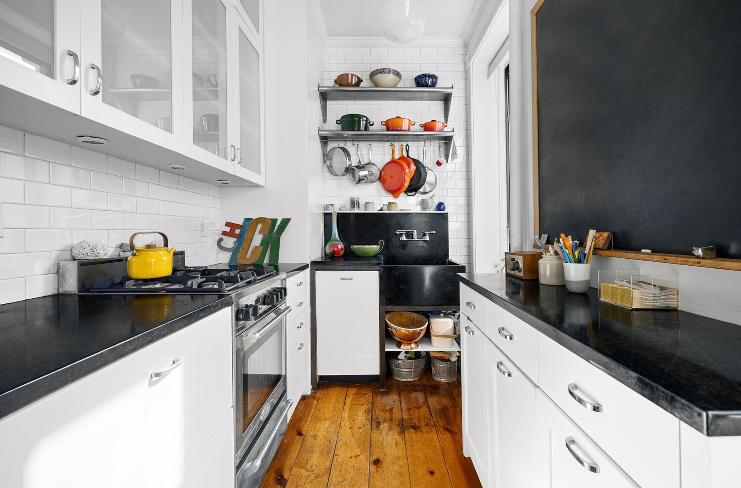 344 W 11TH Street 4W