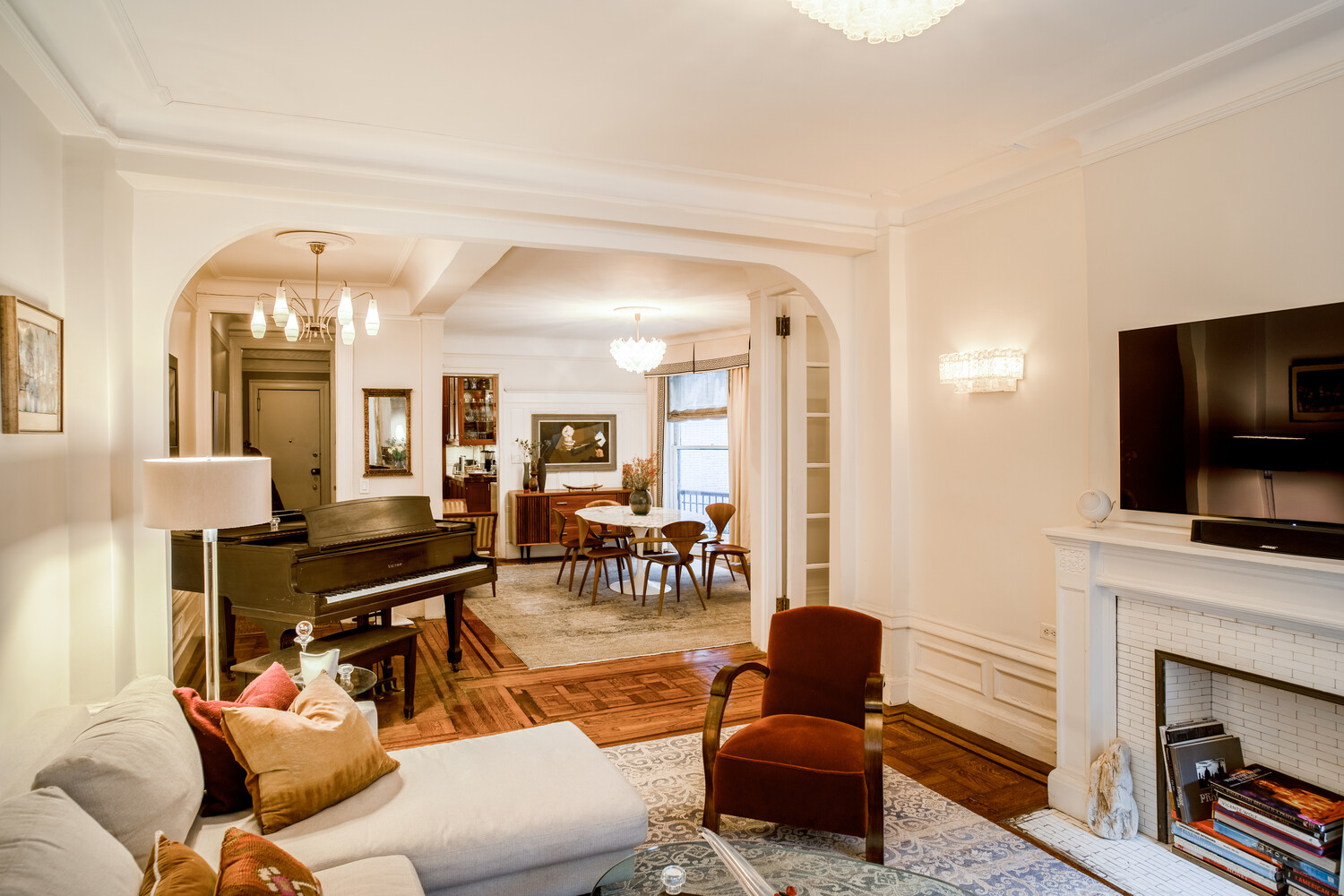 255 W 98TH Street 4B