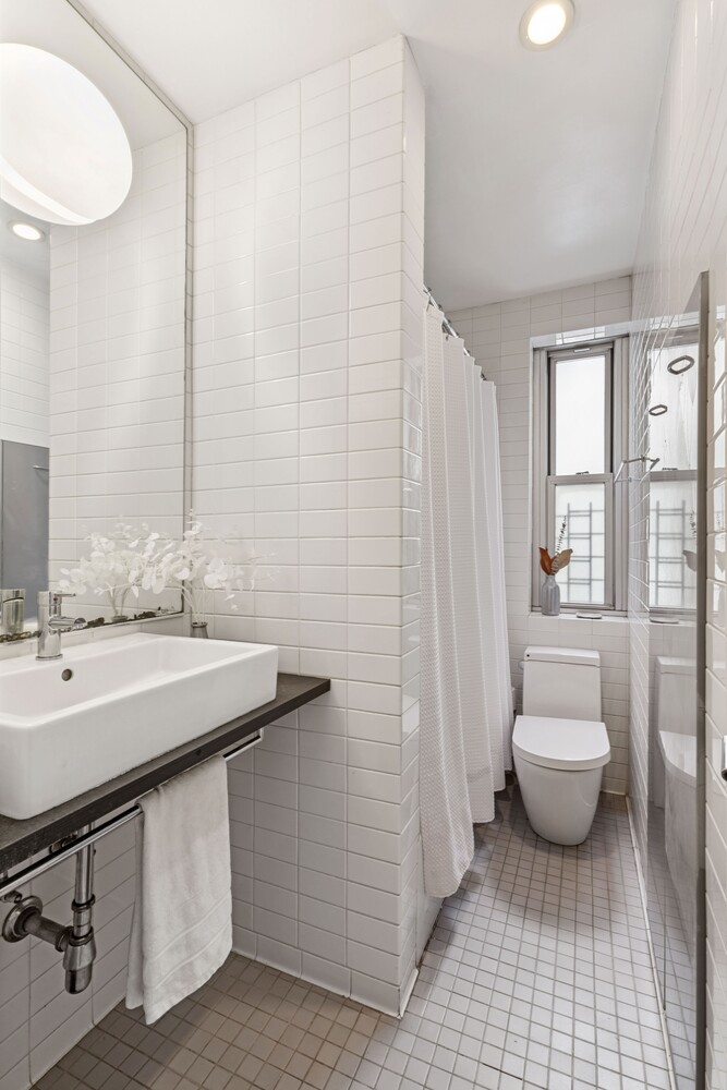 180 W 93RD Street 2E