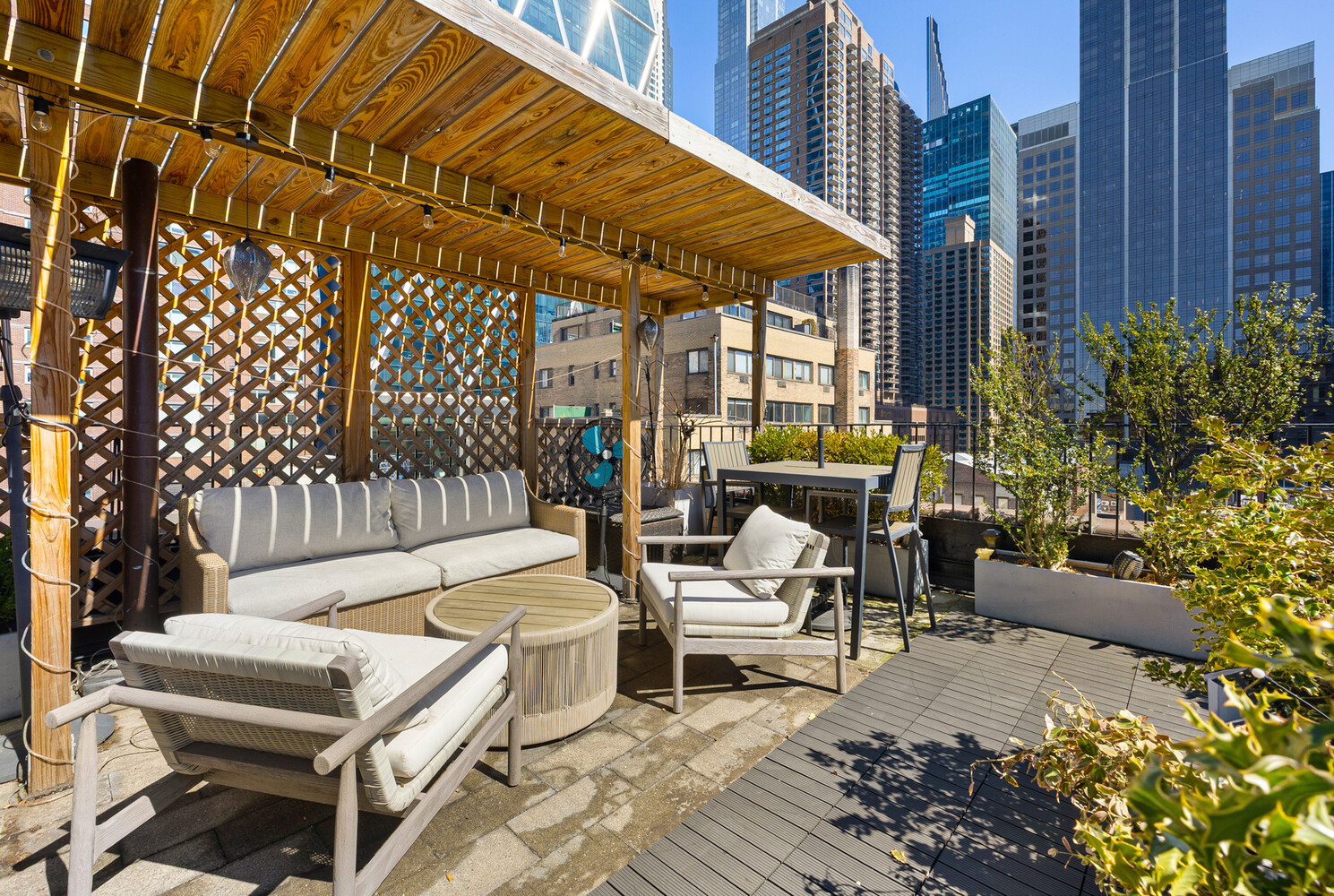 321 W 55TH Street 93