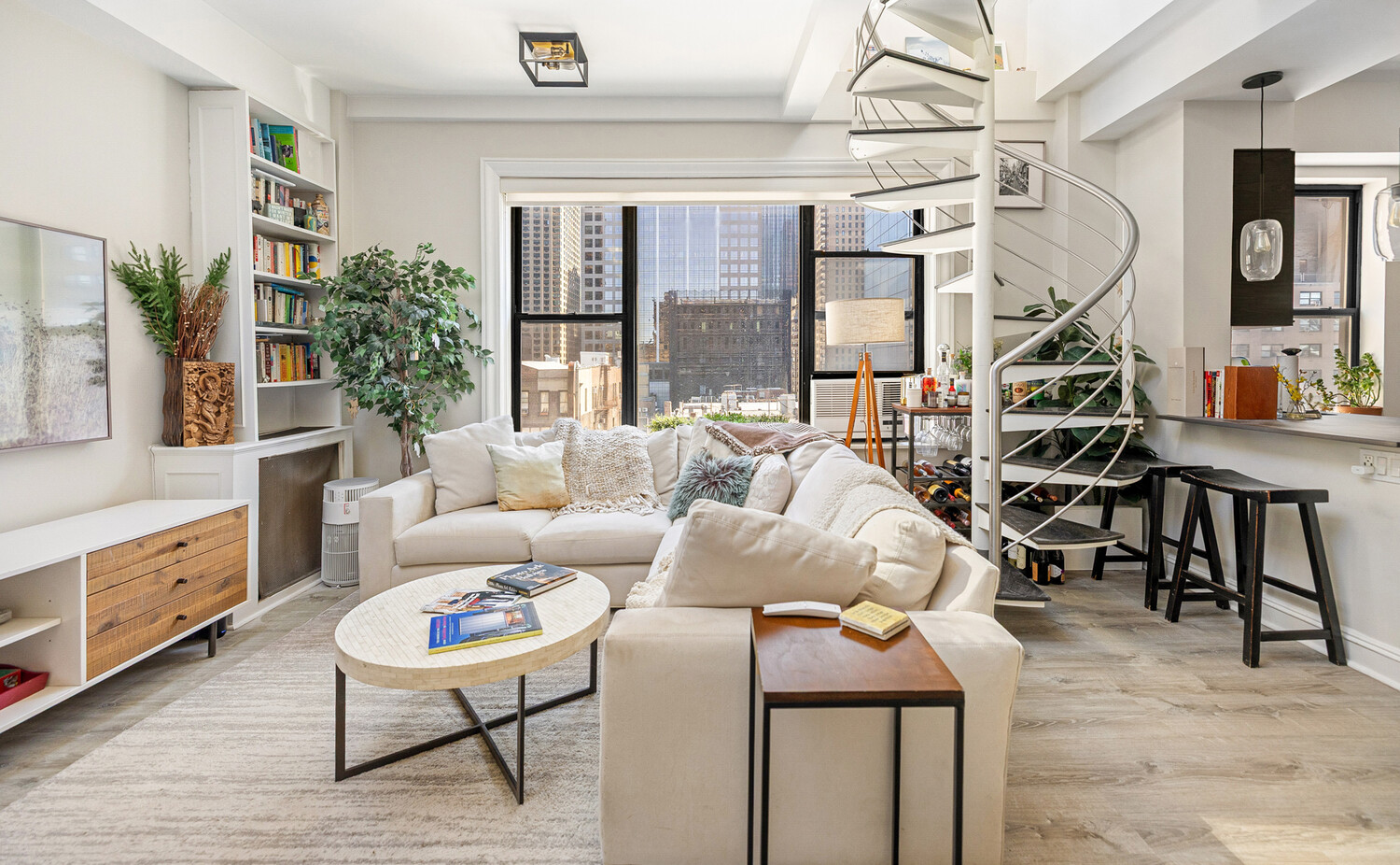 321 W 55TH Street 93