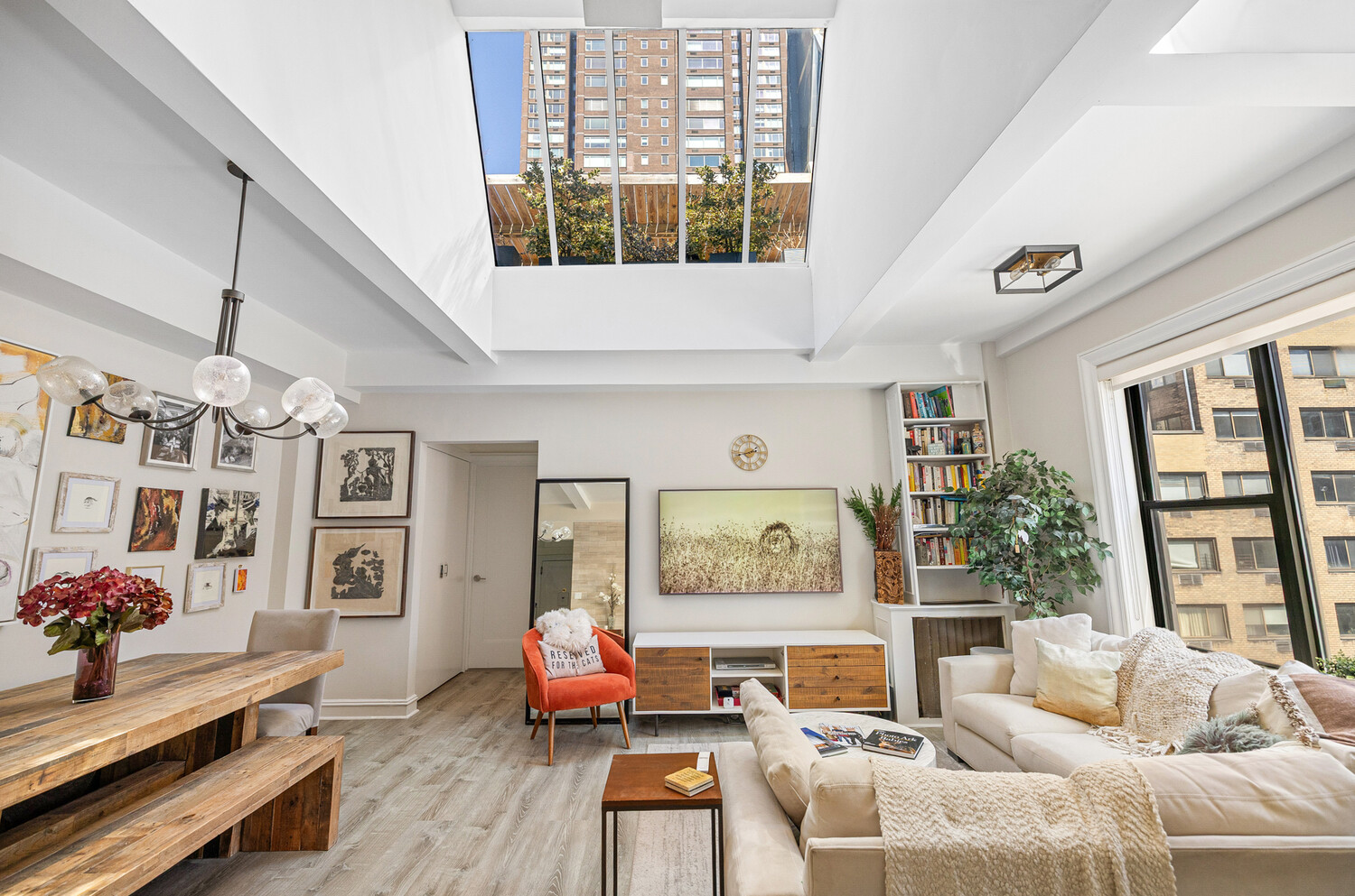 321 W 55TH Street 93