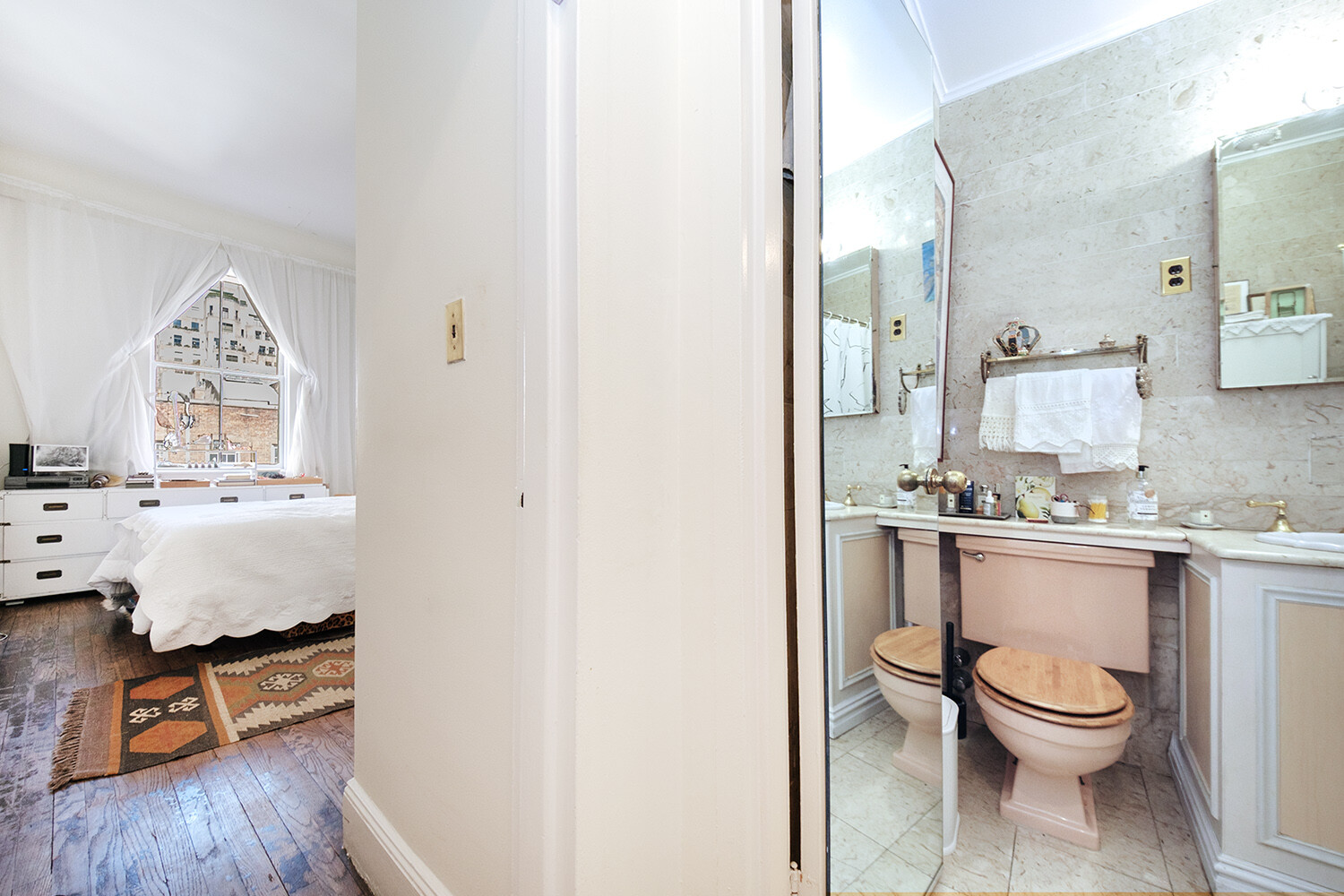 25 E 69TH Street 5B