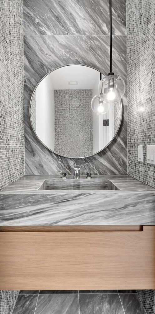 30 RIVERSIDE Boulevard 21M