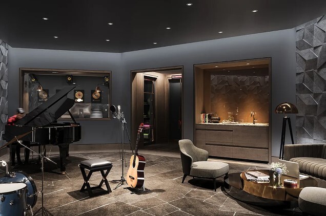 30 RIVERSIDE Boulevard 21M