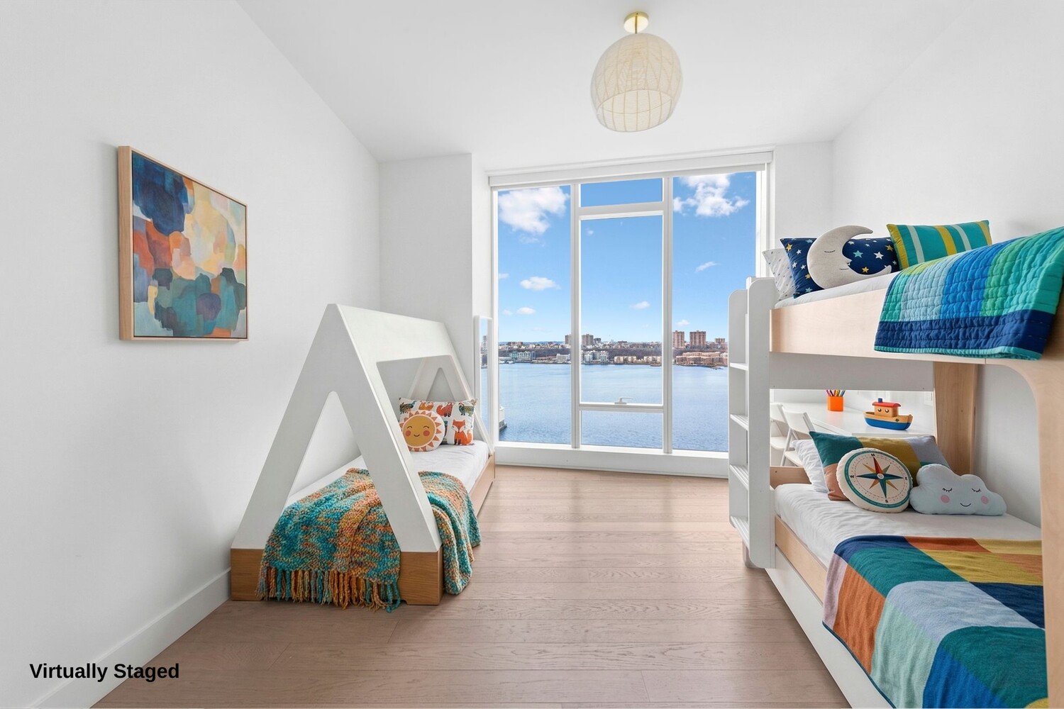 30 RIVERSIDE Boulevard 21M