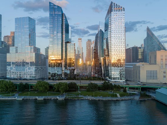 30 RIVERSIDE Boulevard 21M