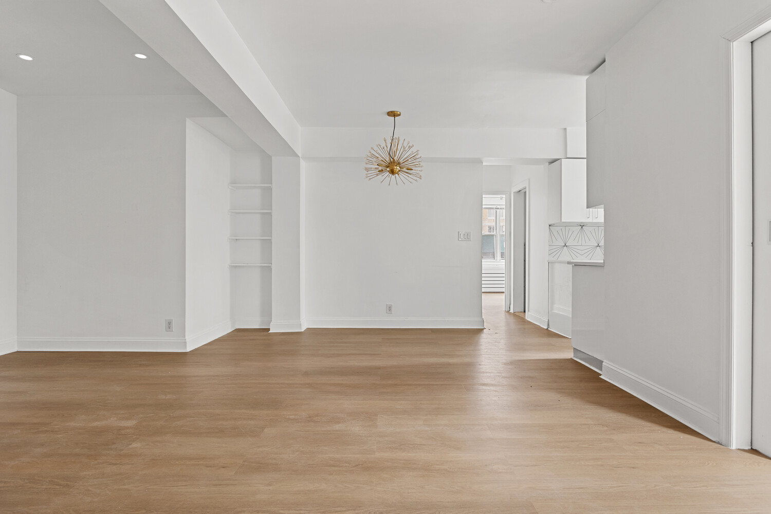 350 E 30TH Street 1D