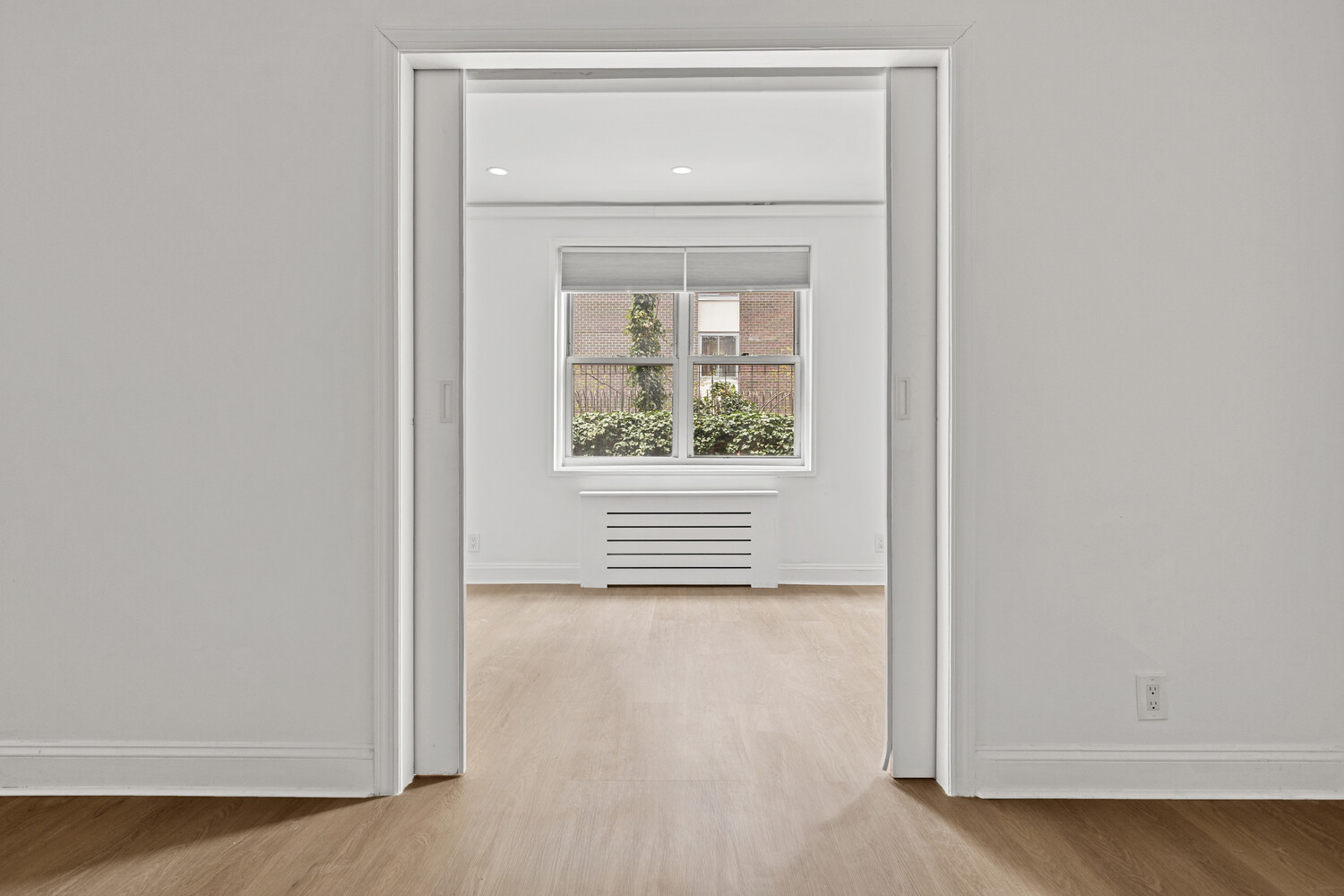 350 E 30TH Street 1D