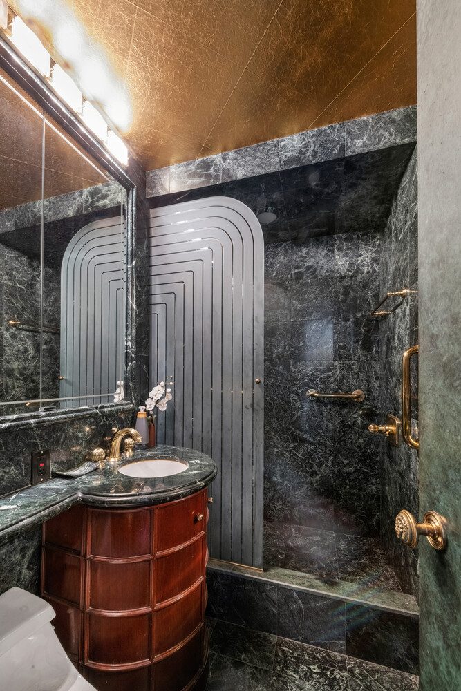40 E 84TH Street 7CD