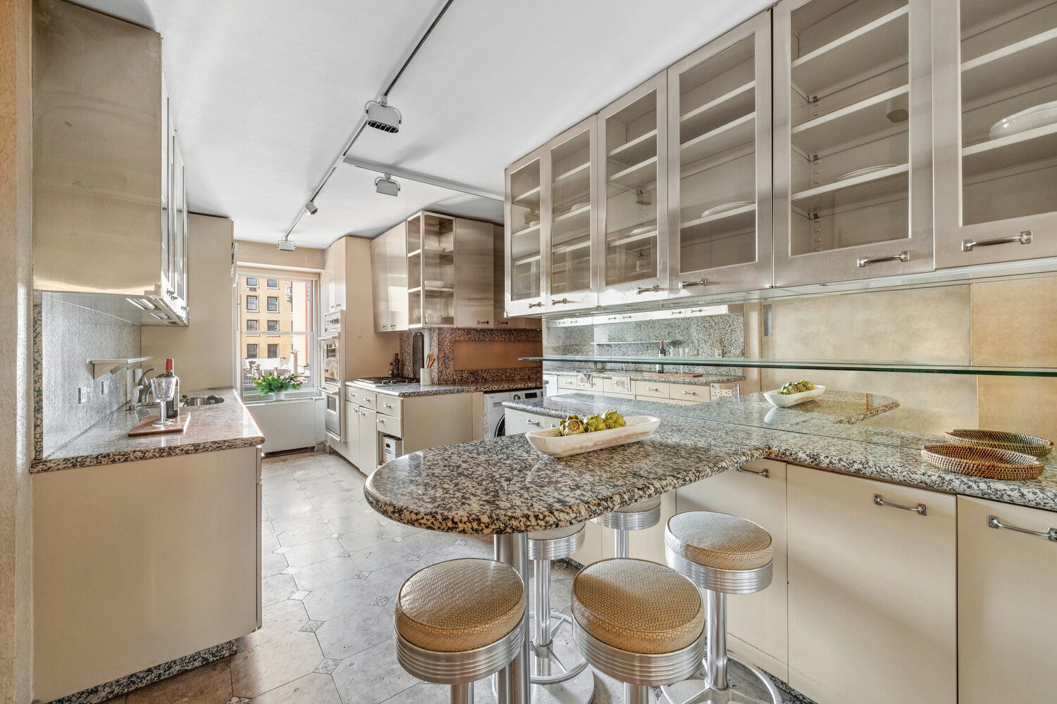 40 E 84TH Street 7CD
