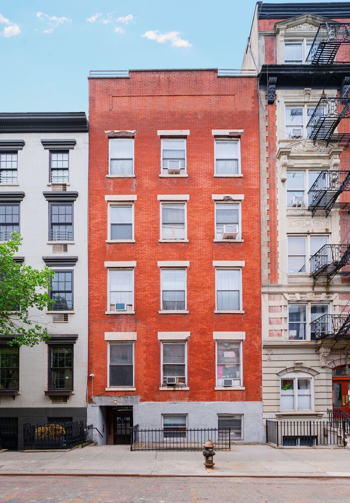 336 W 19TH Street 1