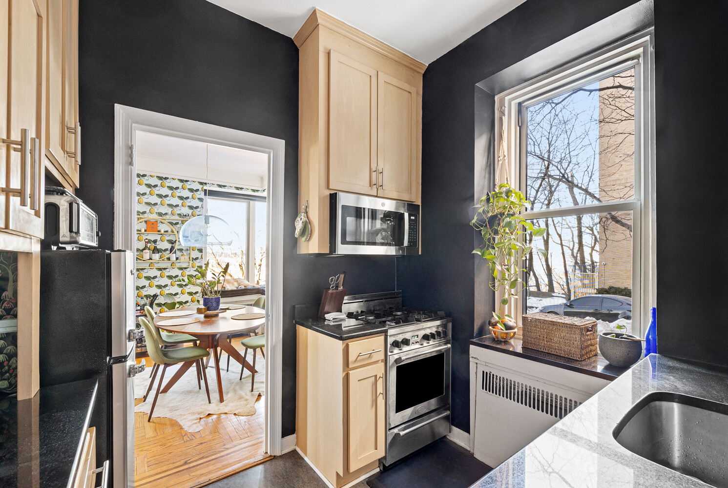 250 CABRINI Boulevard 1A