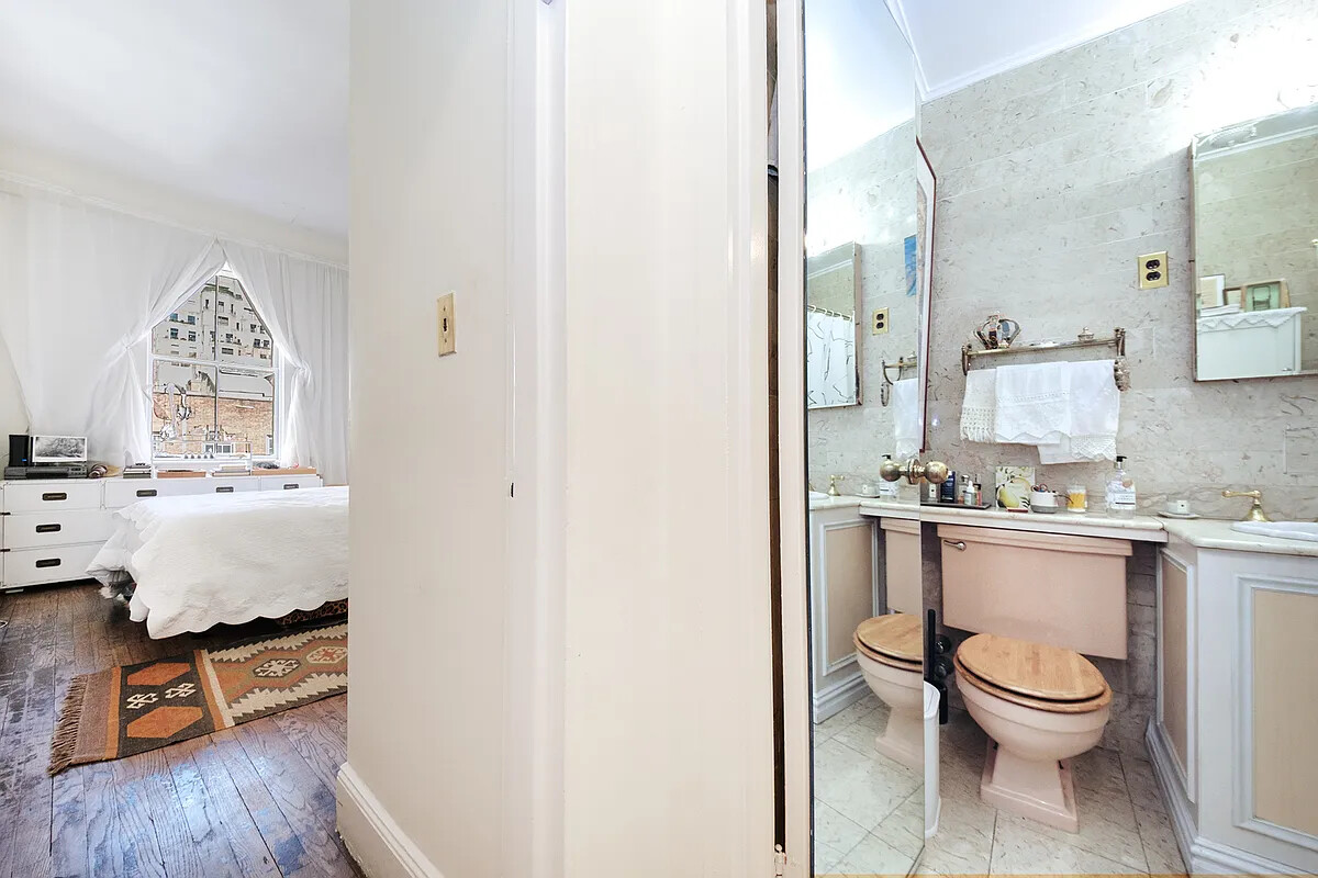 25 E 69TH Street 5T