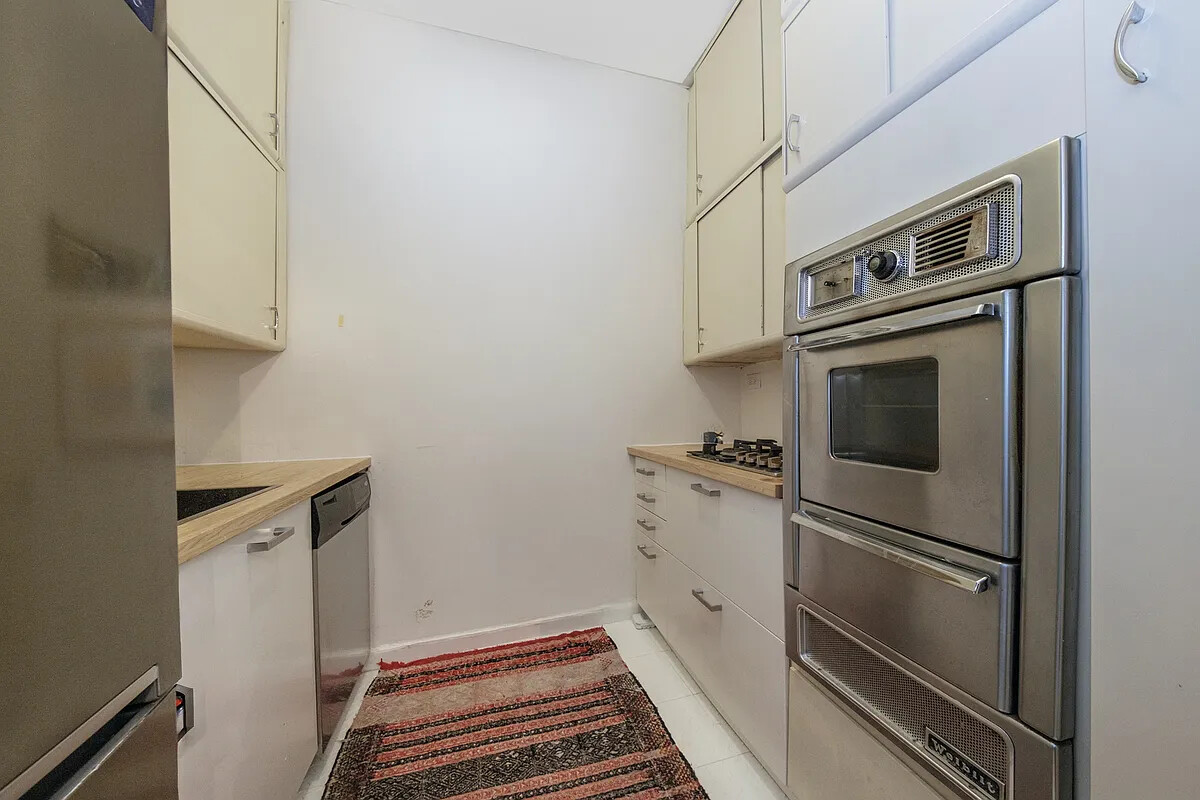25 E 69TH Street 5T