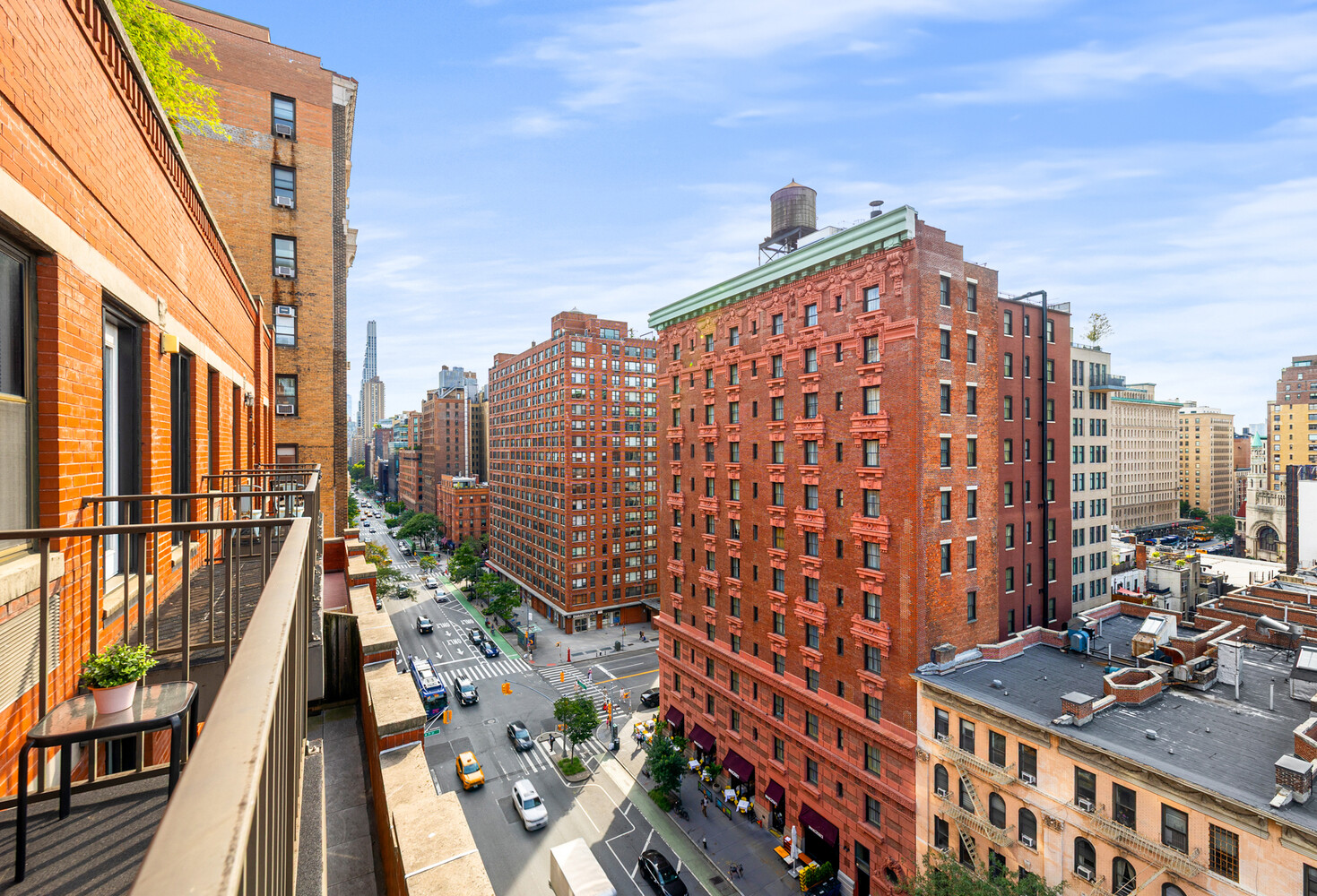 186 W 80TH Street 10E