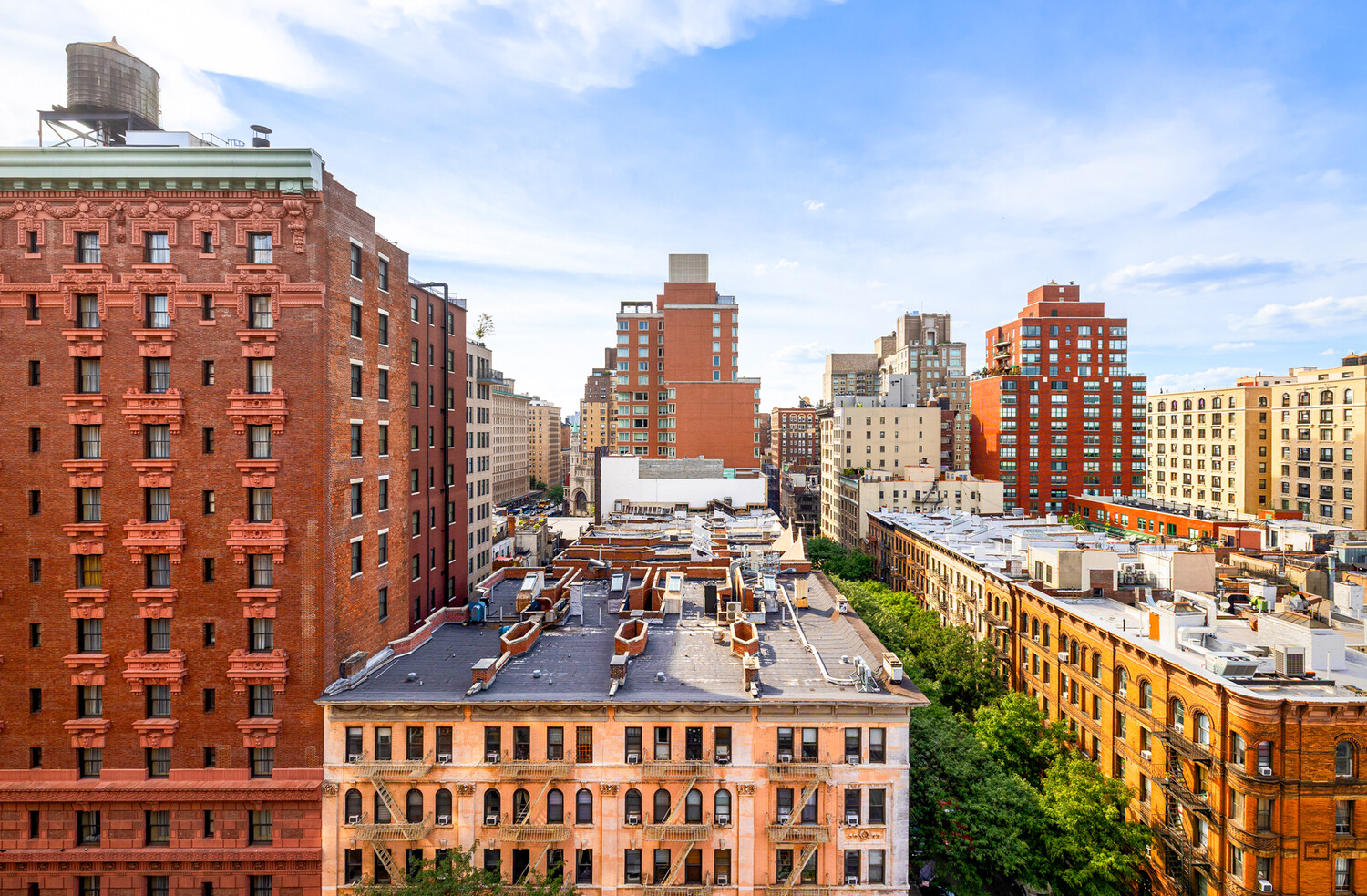 186 W 80TH Street 10E