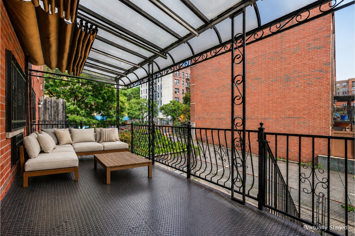 1451 5TH Avenue 3FAM
