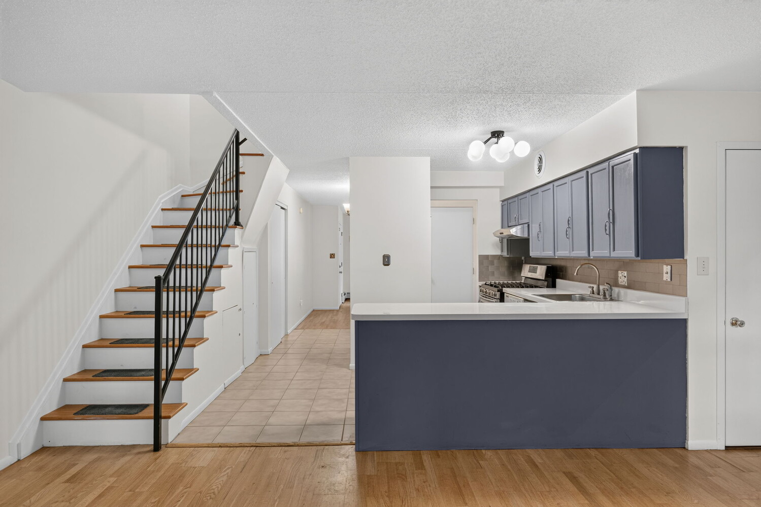 1451 5TH Avenue 3FAM
