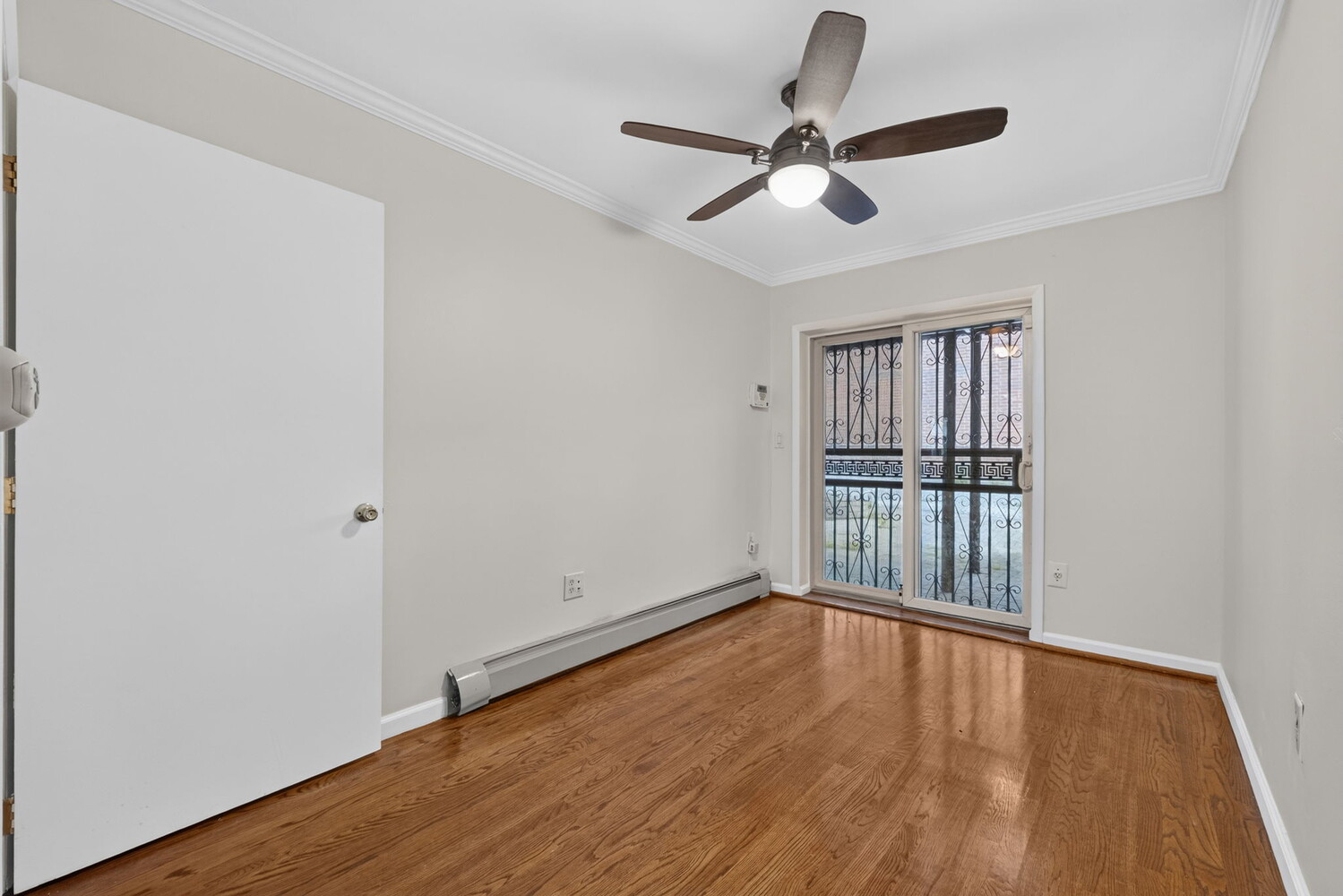 1451 5TH Avenue 3FAM