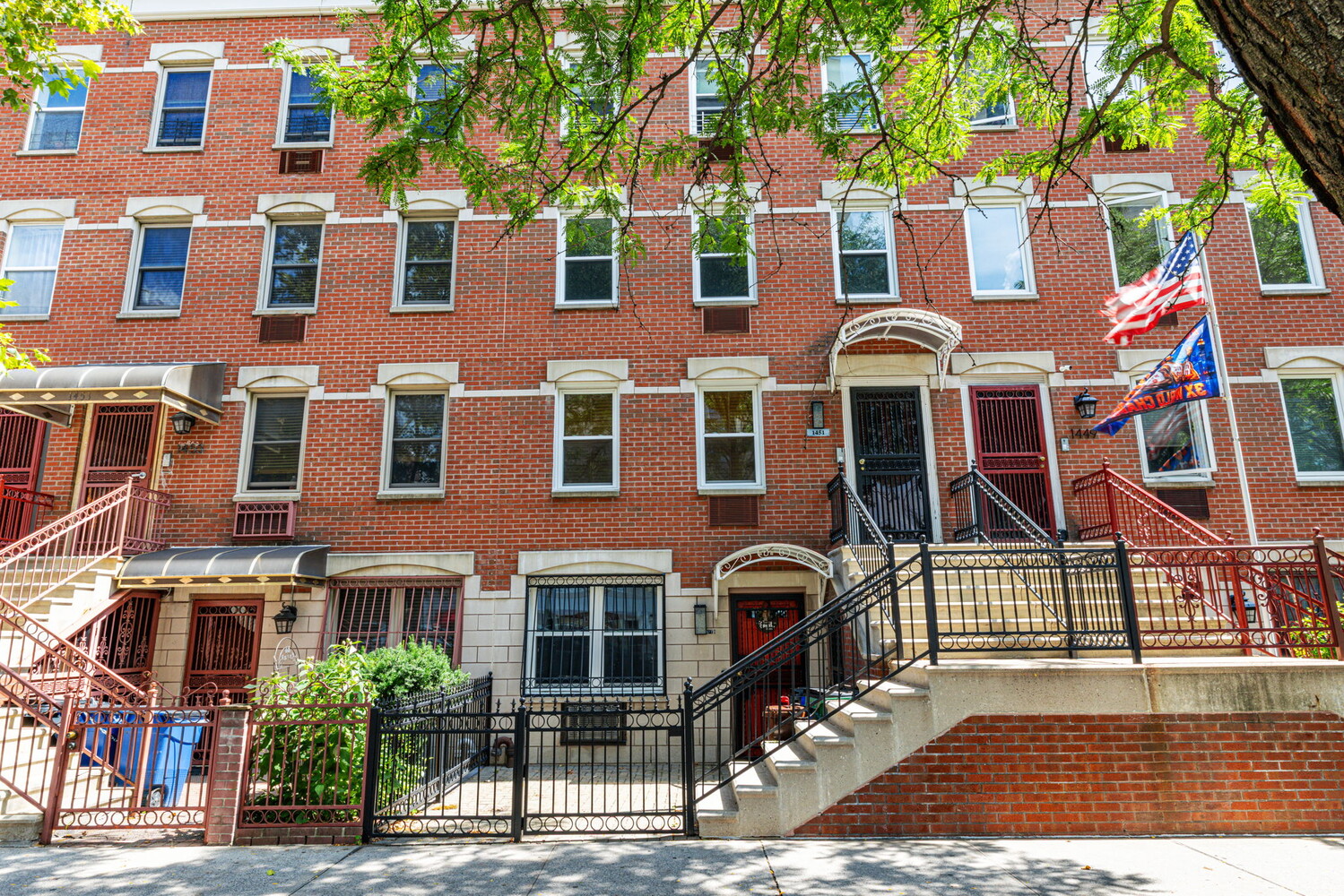 1451 5TH Avenue 3FAM