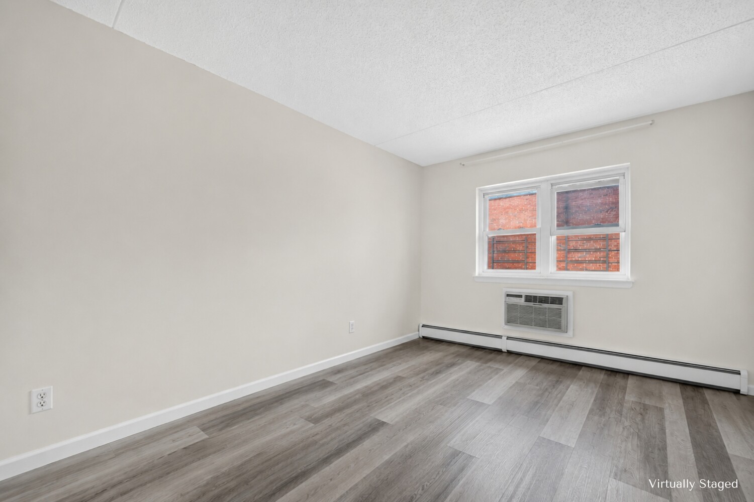 1451 5TH Avenue 3FAM