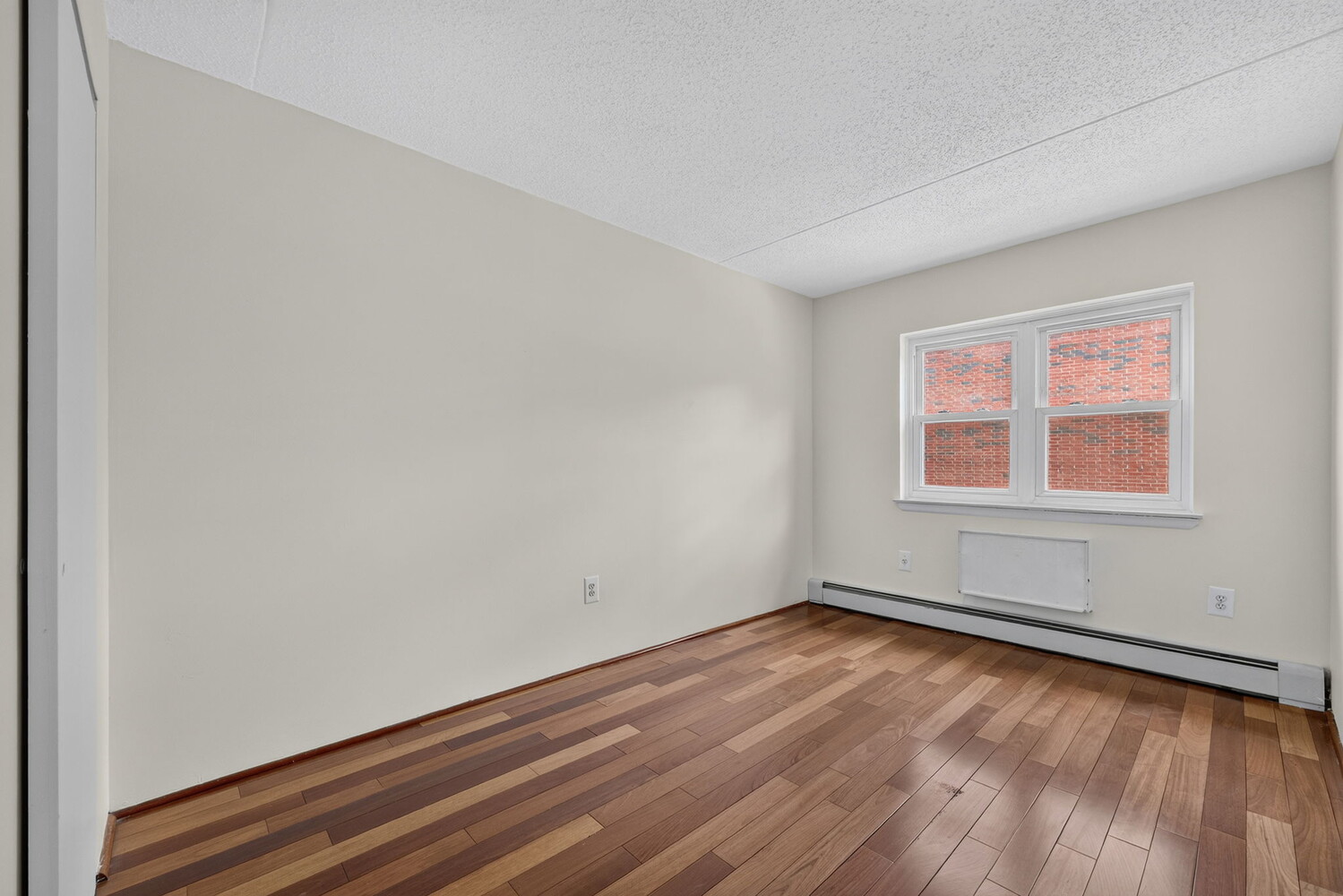 1451 5TH Avenue 3FAM