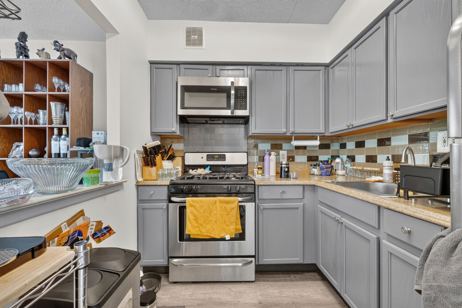 1451 5TH Avenue 3FAM