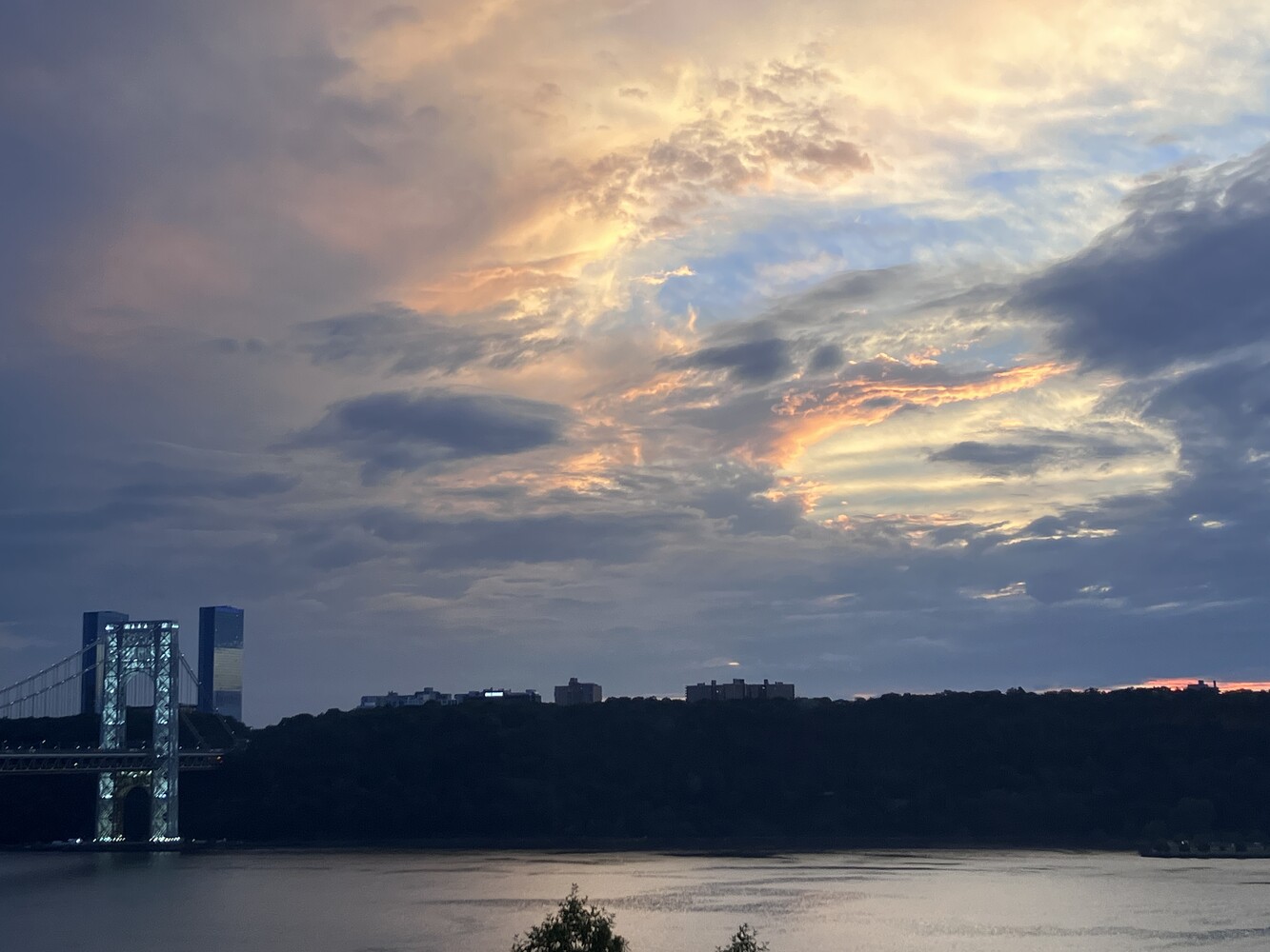 250 CABRINI Boulevard 2J