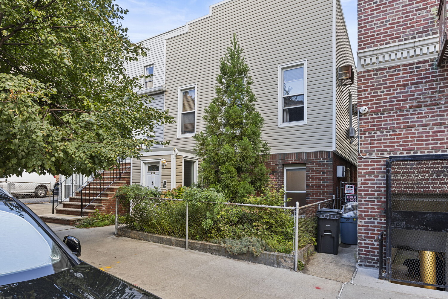 32-73 30TH Street