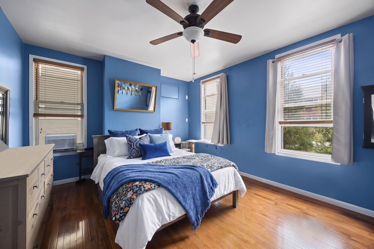 32-73 30TH Street